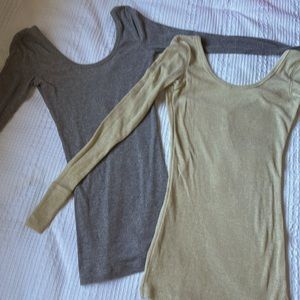 Set of 2 Victoria’s Secret Long Sleeve Tops